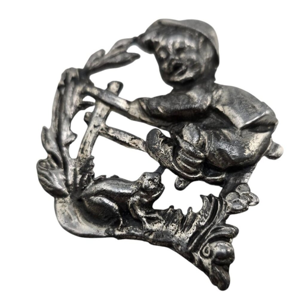 Vintage Pewter Color Pot Metal Heavy Little Boy Brooch (A8094)